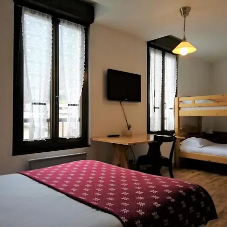 Hotel Terminus Des 3 Vallées 2*