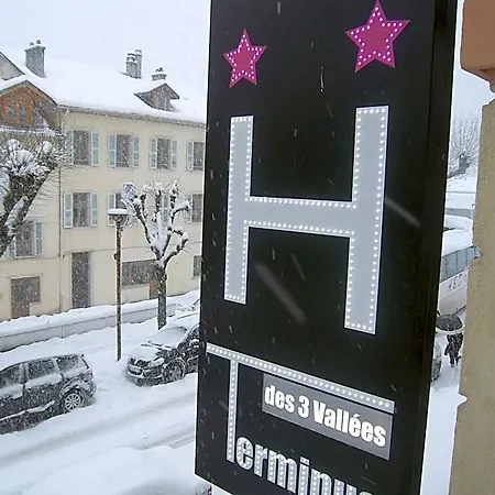 Hotel Terminus Des 3 Vallées 2*